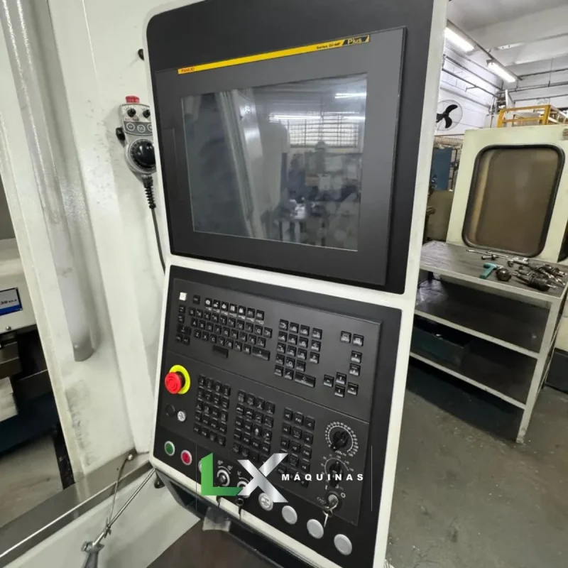 CENTRO DE USINAGEM VERTICAL ROMI D1250 COM 4º EIXO - FANUC - 2024 (7)