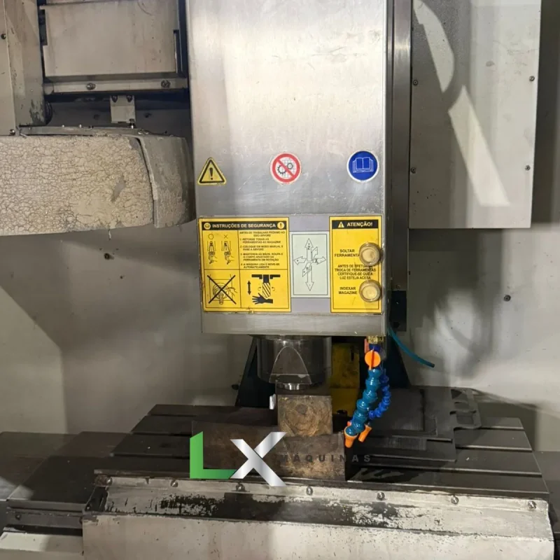 CENTRO DE USINAGEM VERTICAL ROMI D560 – FANUC - 2006 (4)