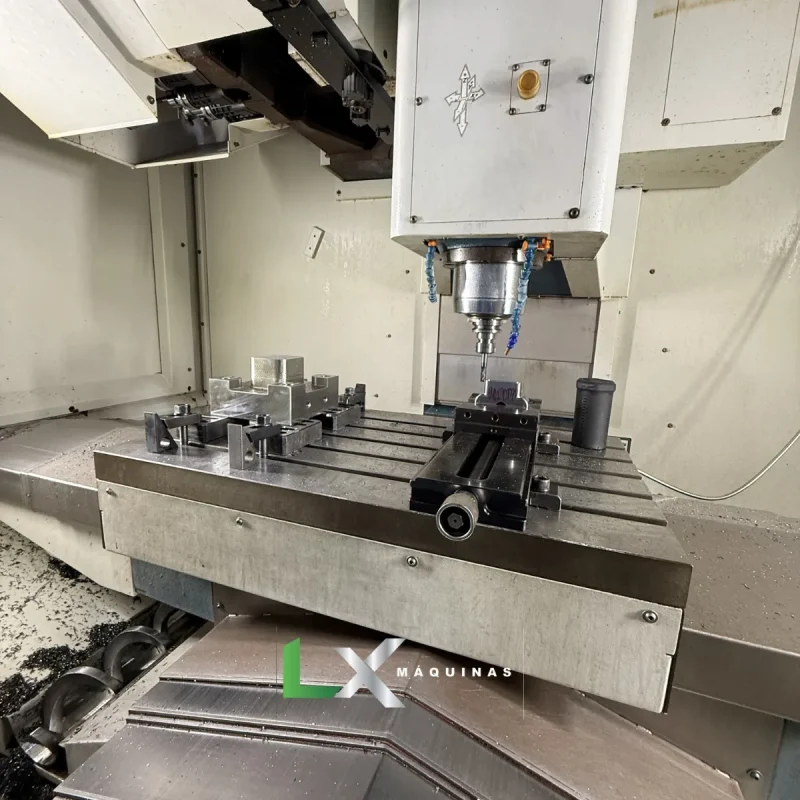 CENTRO DE USINAGEM VERTICAL ROMI D800 NOVA GERAÇÃO- 15.000 RPM - ANO 2019 (5)