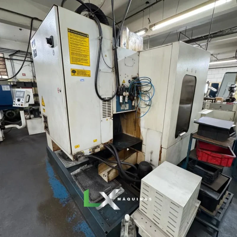 CENTRO DE USINAGEM VERTICAL ROMI DISCOVERY 760 - FANUC- 2001 (2)
