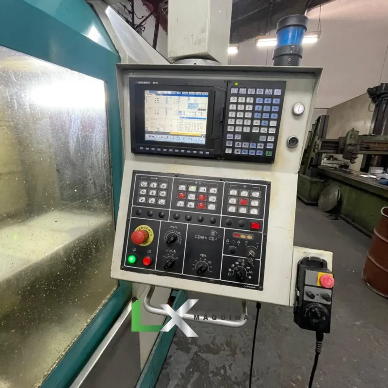 CENTRO DE USINAGEM VERTICAL SINITRON VMC-1000L (4)