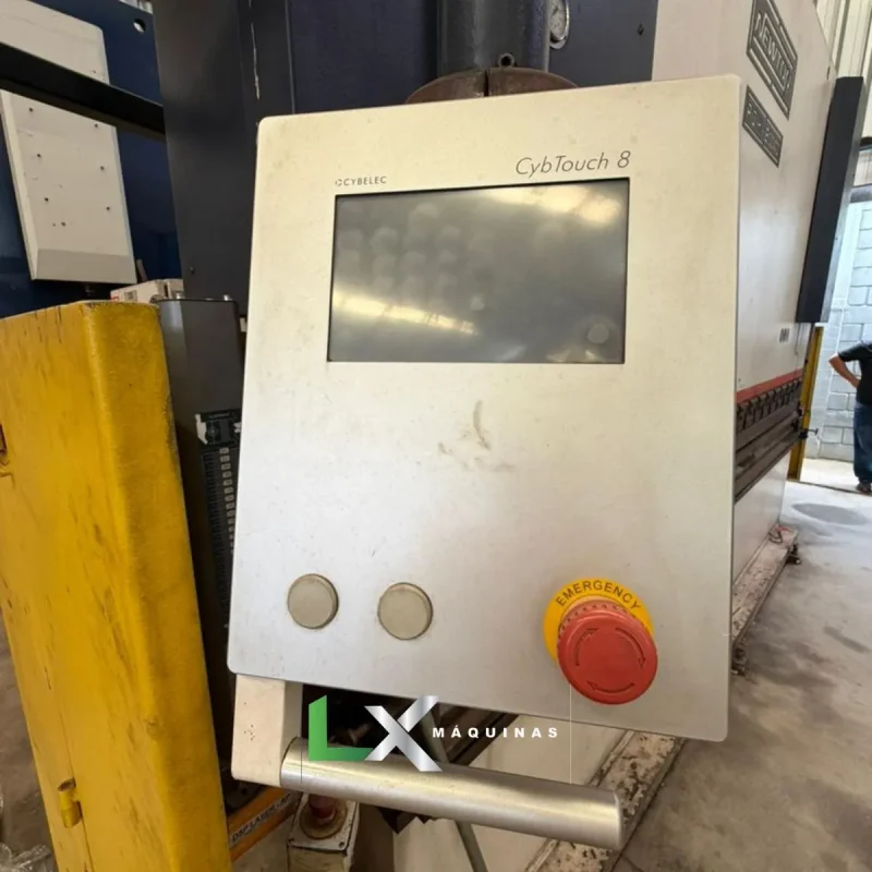 DOBRADEIRA CNC NEWTON - PDH 20040 - ANO 2006 (4)_11zon