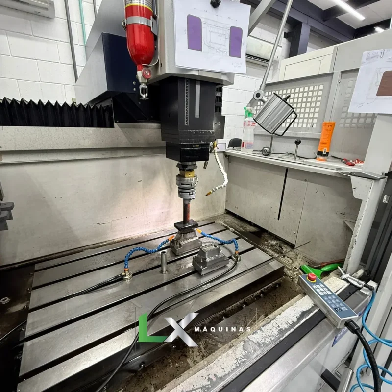 ELETROEROSÃO CNC PENETRAÇÃO EXCETEK ED600C - COM EIXO C - 2018 (4)
