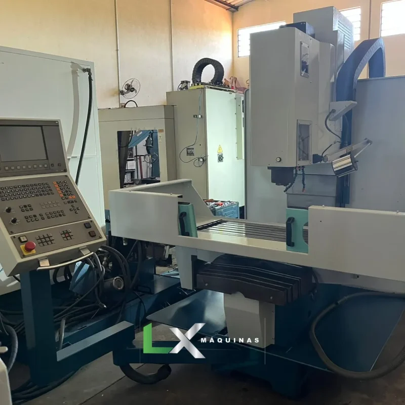 FRESADORA CNC MARCA TOMF A2-5T (3)