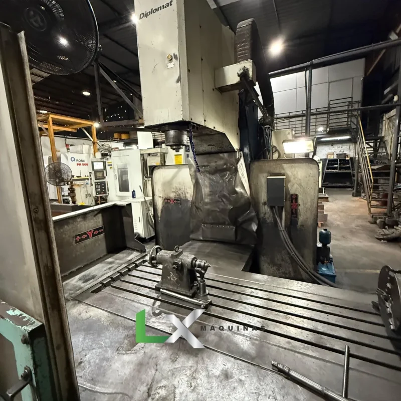FRESADORA CNC NARDINI DIPLOMAT PETRUS 80160R - COM 4 EIXO - ANO 2008 (5)