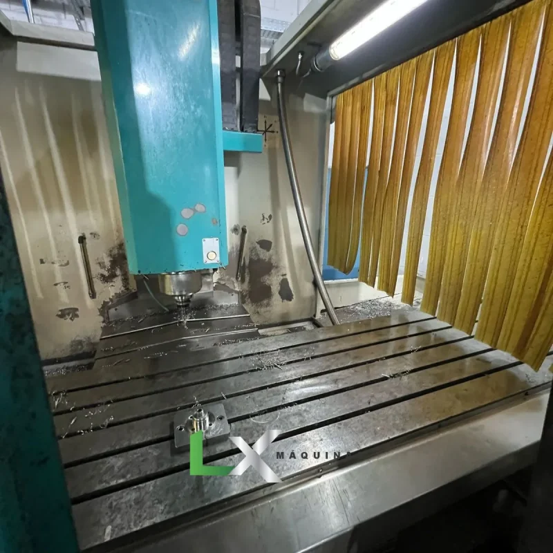 FRESADORA CNC SINITRON KAO1500 - MITSUBISHI - ANO 2007 (4)