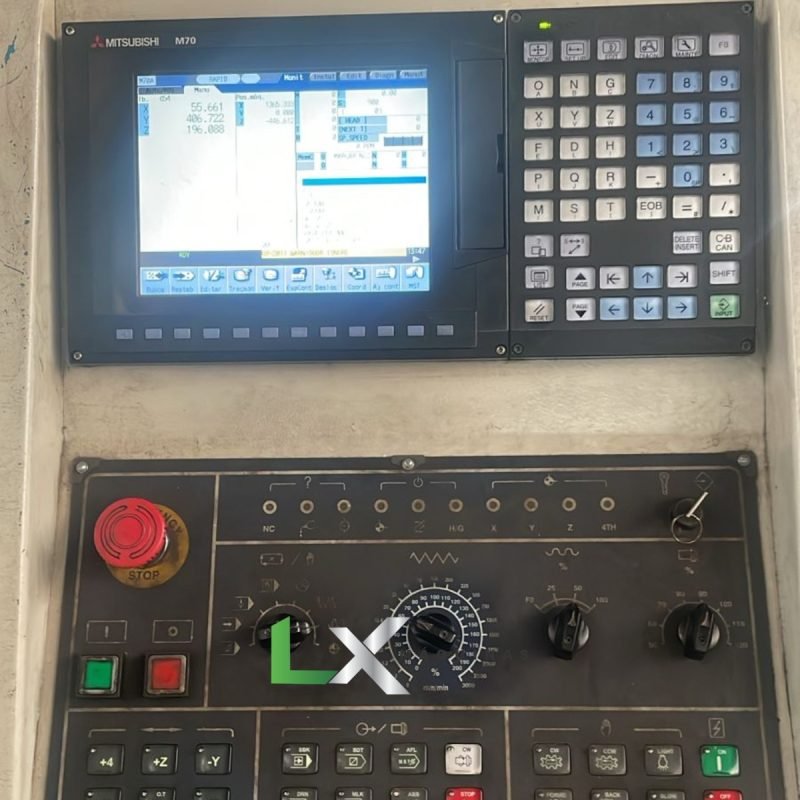 FRESADORA CNC SINITRON VMC3000 - MITSUBISHI - ANO 2011 (1)