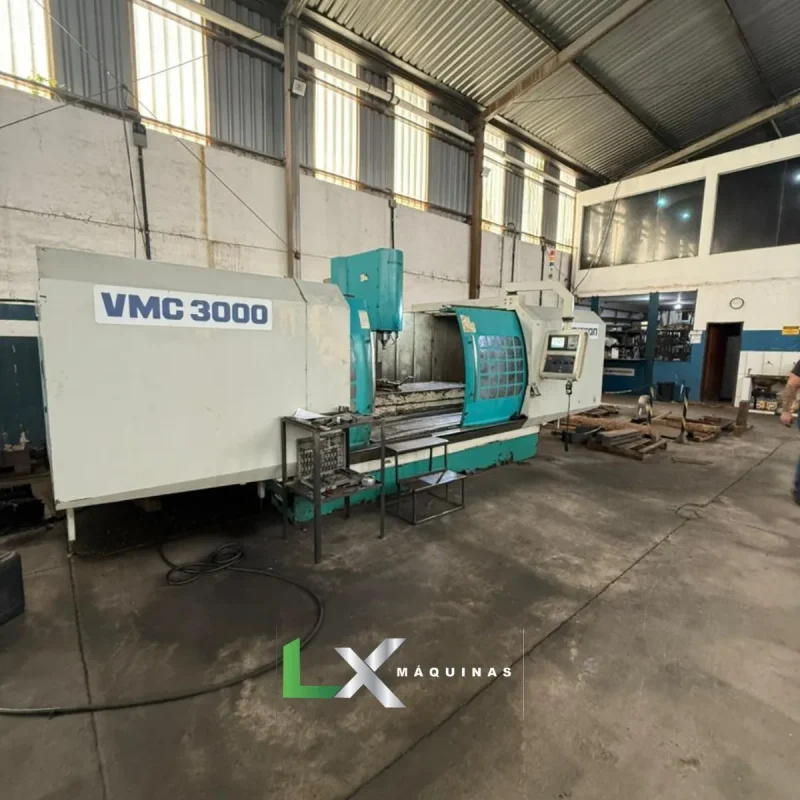FRESADORA CNC SINITRON VMC3000 - MITSUBISHI - ANO 2011 (1)