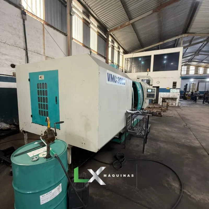 FRESADORA CNC SINITRON VMC3000 - MITSUBISHI - ANO 2011 (2)