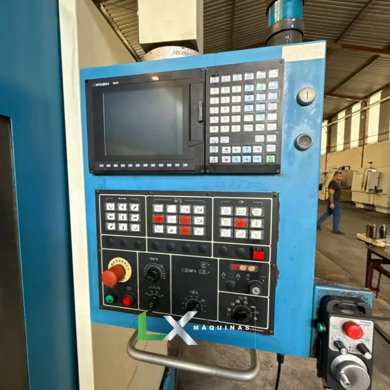 FRESADORA CNC VEKER MVK1700C - 1700 x 700 x 700MM - ANO 2011 (3)