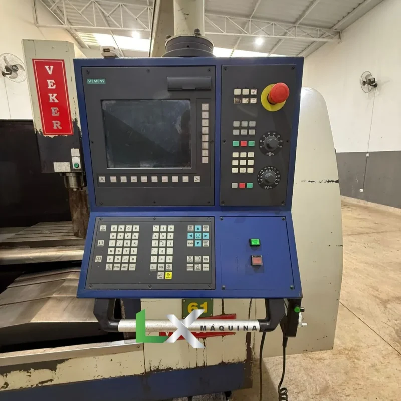 FRESADORA CNC VEKER VK4500D SIEMENS - 1000 X 500 X 550MM - ANO 2008 (2)