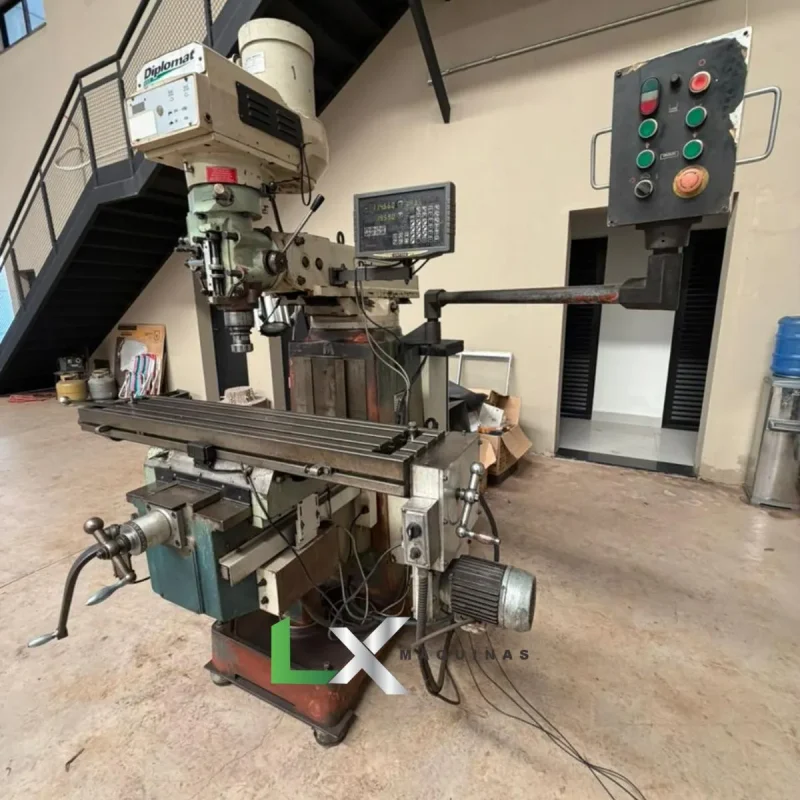 FRESADORA FERRAMENTEIRA DIPLOMAT FVF 2500 - ISO 40 - COM DIGITAL, AUTOMÁTICO E INVERSOR (4