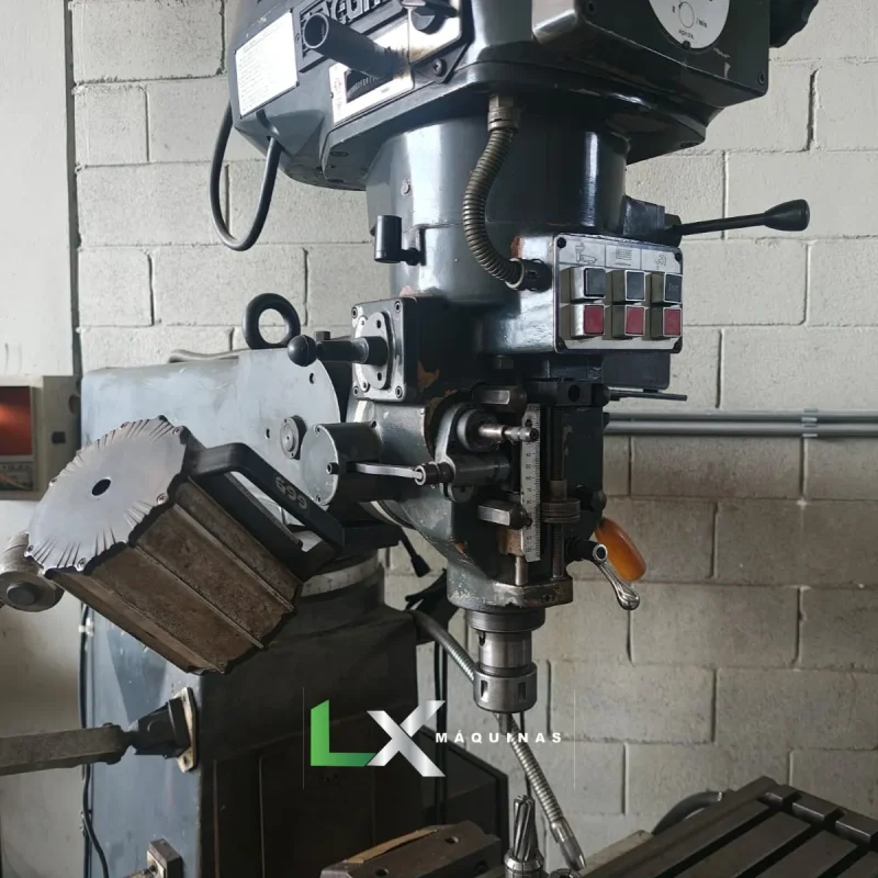 FRESADORA FERRAMENTEIRA LAGUN ISO30 FTV2 - COM DIGITAL E AUTOMATICO (4)