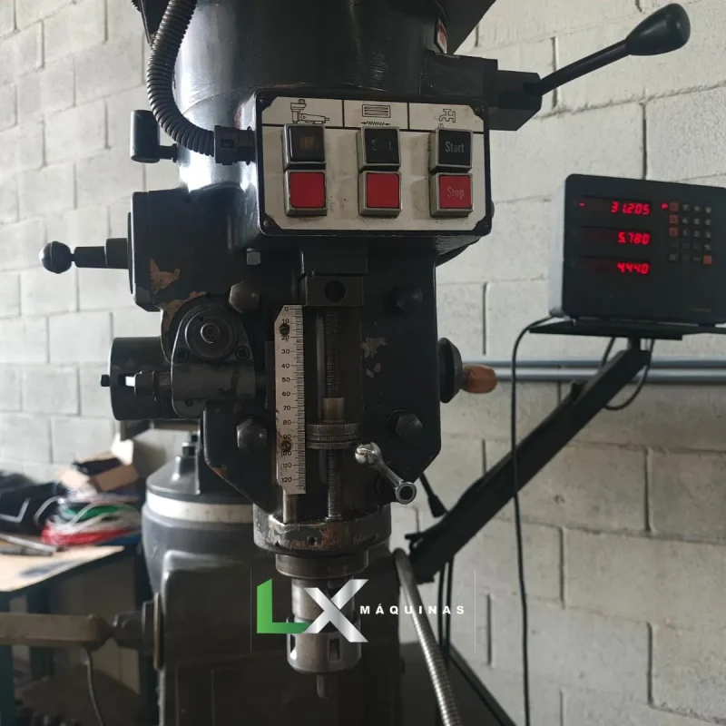 FRESADORA FERRAMENTEIRA LAGUN ISO30 FTV2 - COM DIGITAL E AUTOMATICO (8)