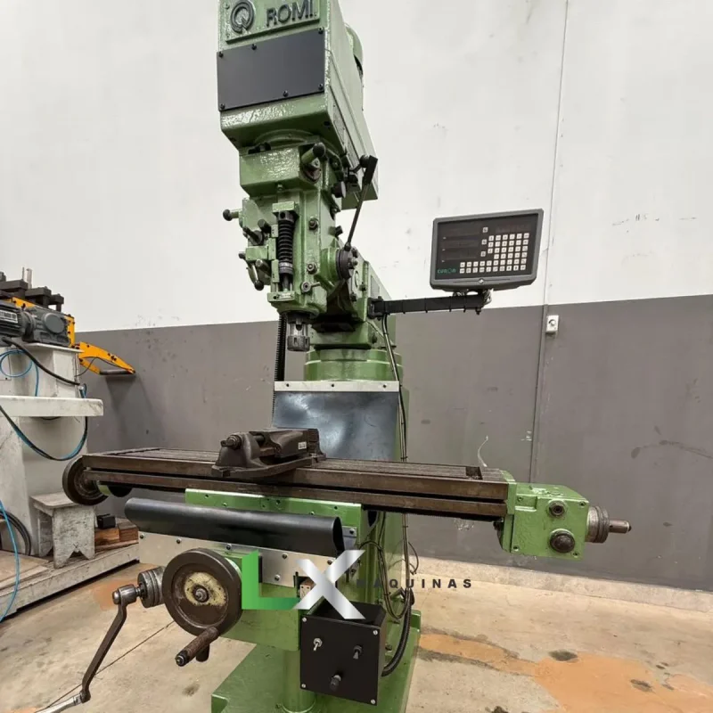 FRESADORA FERRAMENTEIRA ROMI F20 COM INVERSOR + DIGITAL NOS 03 EIXOS (6)_11zon