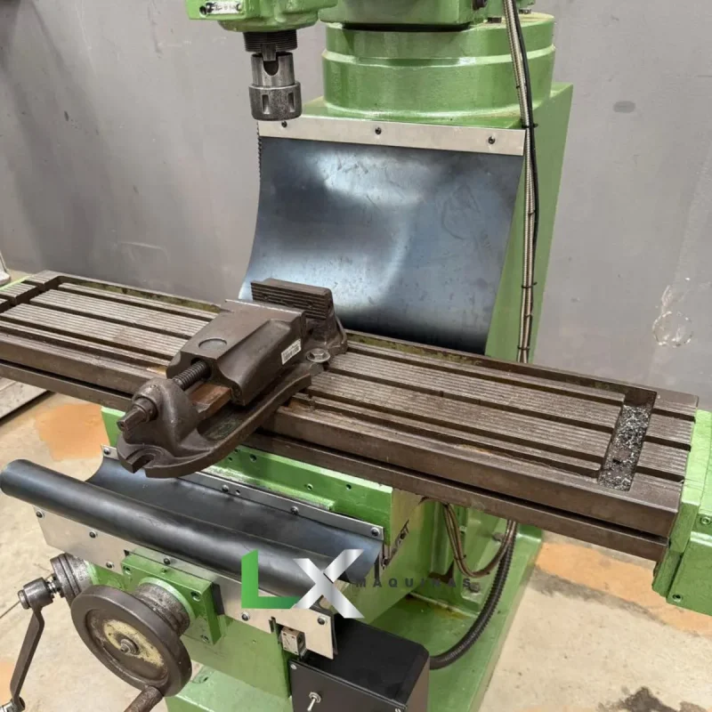 FRESADORA FERRAMENTEIRA ROMI F20 COM INVERSOR + DIGITAL NOS 03 EIXOS (7)_11zon