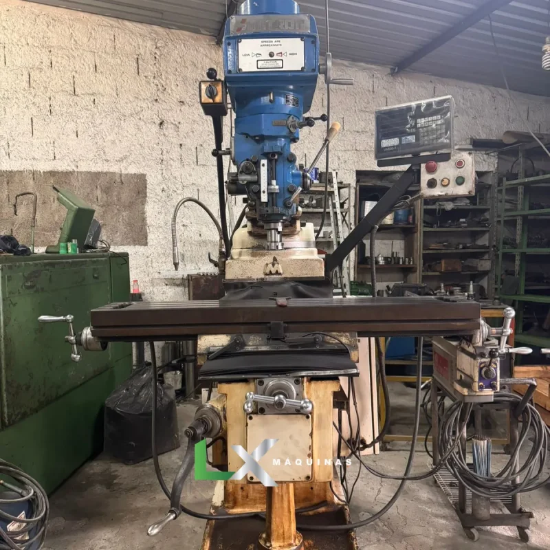 FRESADORA FERRAMENTEIRA SINITRON - DIGITAL NOS 3 EIXOS (2)