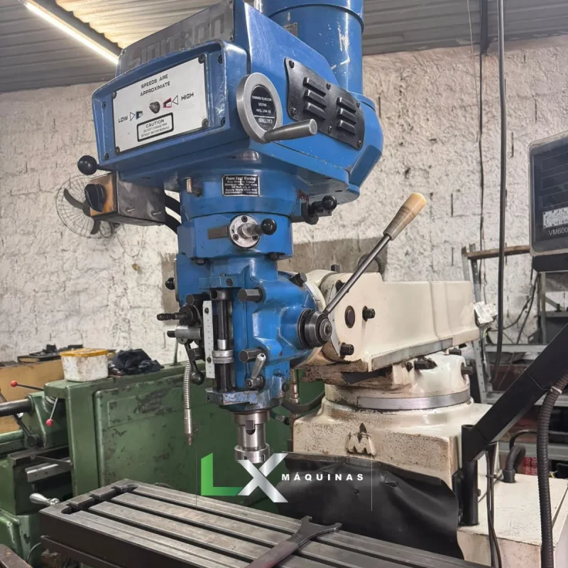 FRESADORA FERRAMENTEIRA SINITRON - DIGITAL NOS 3 EIXOS (7)