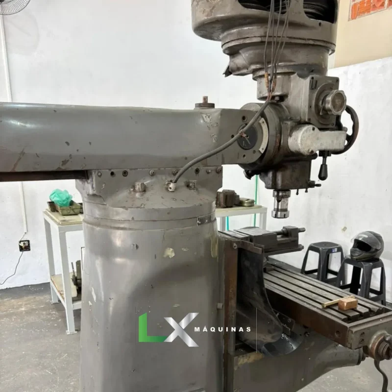 FRESADORA FERRAMENTEIRA ZEMA FFR 250 - COM INVERSOR (1)