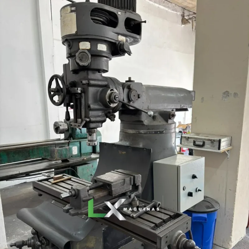 FRESADORA FERRAMENTEIRA ZEMA FFR 250 - COM INVERSOR (9)