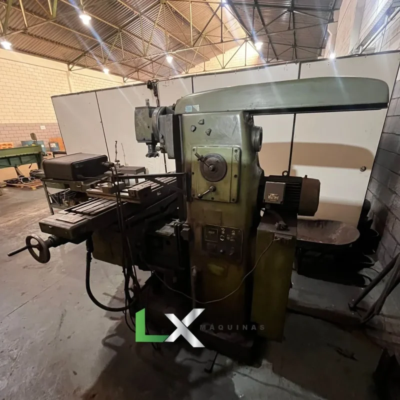 FRESADORA UNIVERSAL ROMI U30 COMPLETA (5)_11zon