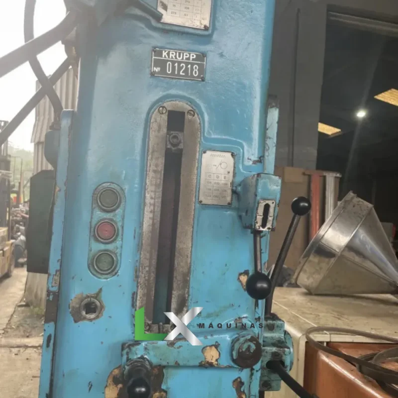FURADEIRA DE COLUNA ENGRENADA KRUPP - MODELO 01218 (4)