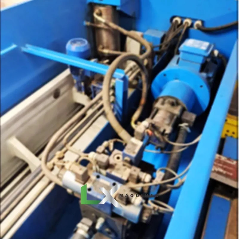 GUILHOTINA HIDRAULICA CN GASPARINI LGSK 3008 - 8 X 3000MM - ANO 2012 (3)