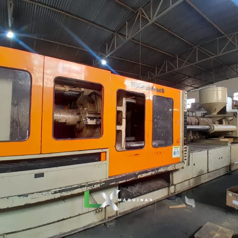 INJETORA DE PLÁSTICOS BATTENFELD BAC 6500800 - 650 TON (4)