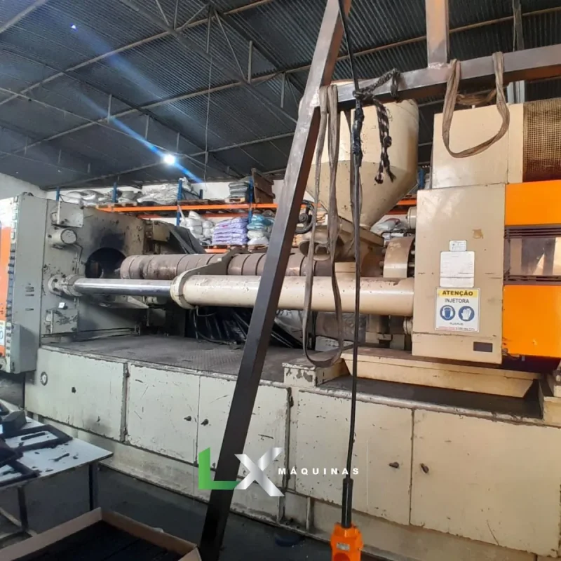 INJETORA DE PLÁSTICOS BATTENFELD BAC 6500800 - 650 TON (5)