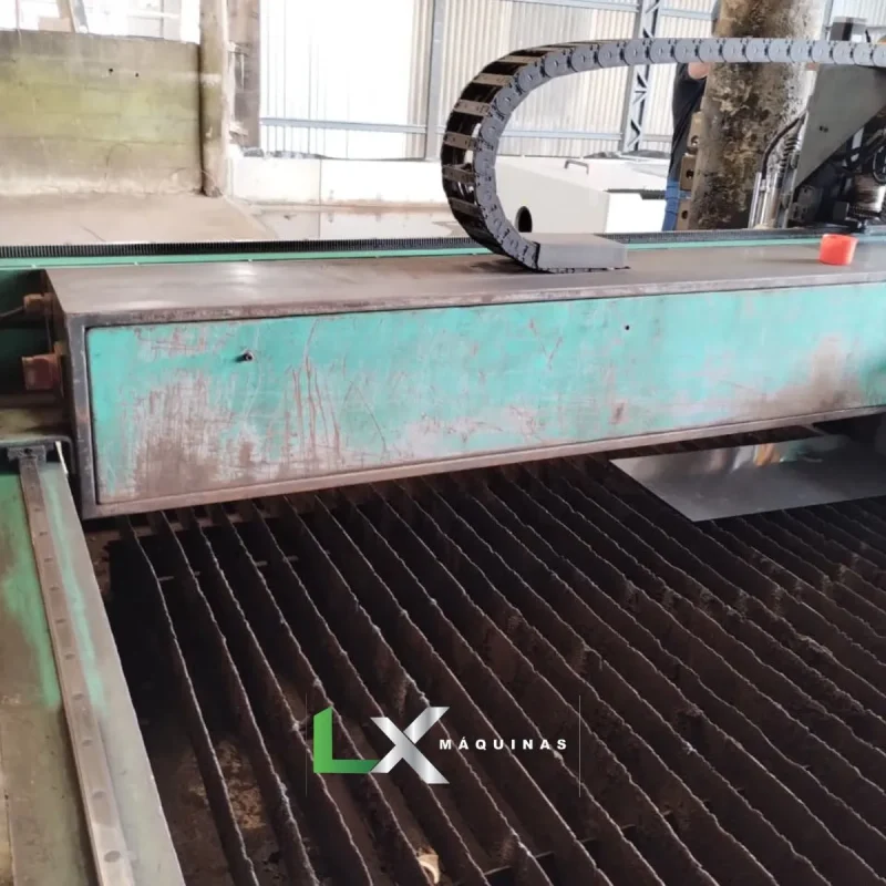 MÁQUINA DE CORTE A PLASMA CNC – CCS CUT-STEEL COM HYPERTHERM 65A - ANO 2016 (7)