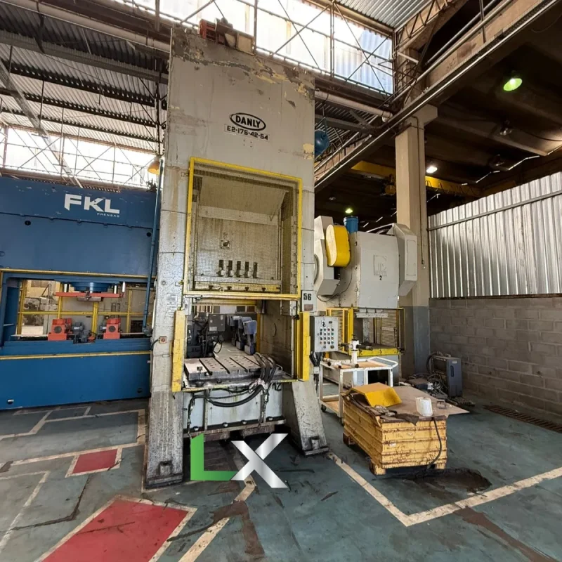PRENSA EXCENTRICA FREIO FRICCAO TIPO H MARCA DANLY 350 TONELADAS (3)