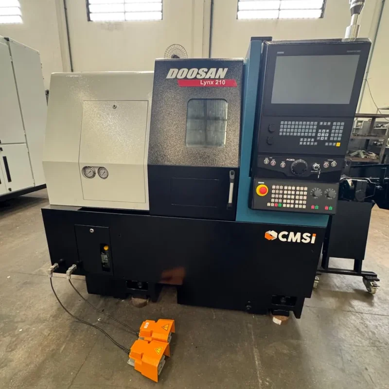 TORNO CNC DOOSAN LYNX 210 (1)