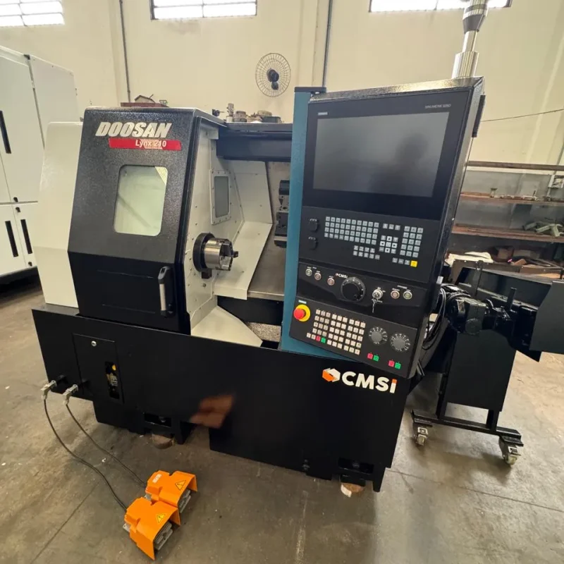 TORNO CNC DOOSAN LYNX 210 (2)
