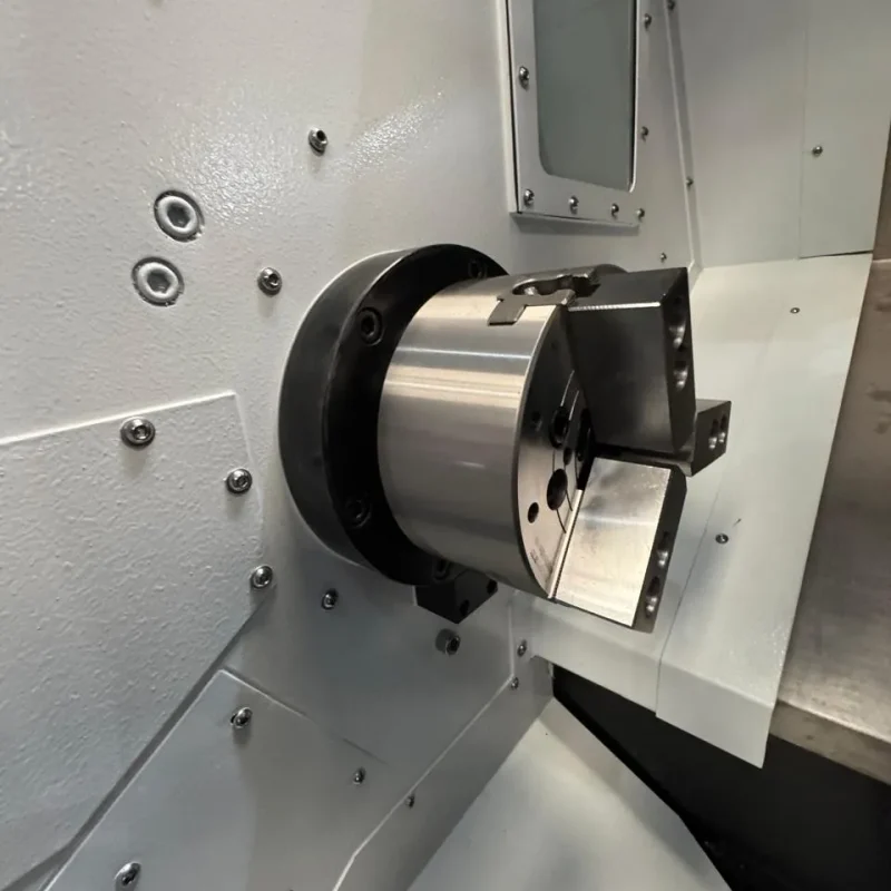 TORNO CNC DOOSAN LYNX 210 (4)