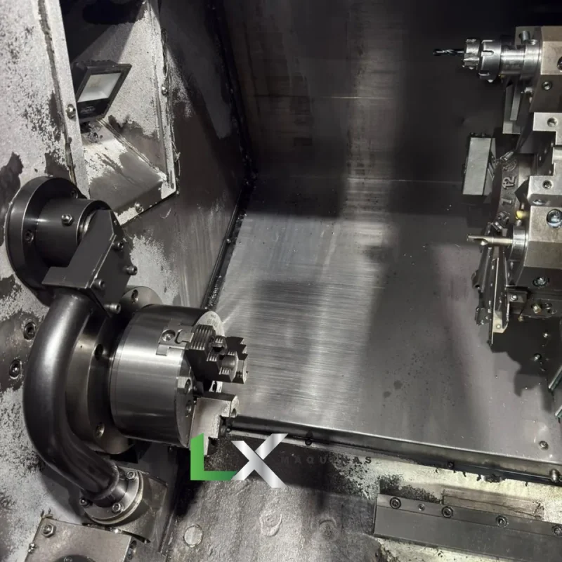 TORNO CNC DOOSAN LYNX220 - FANUC - ANO 2011 (5)