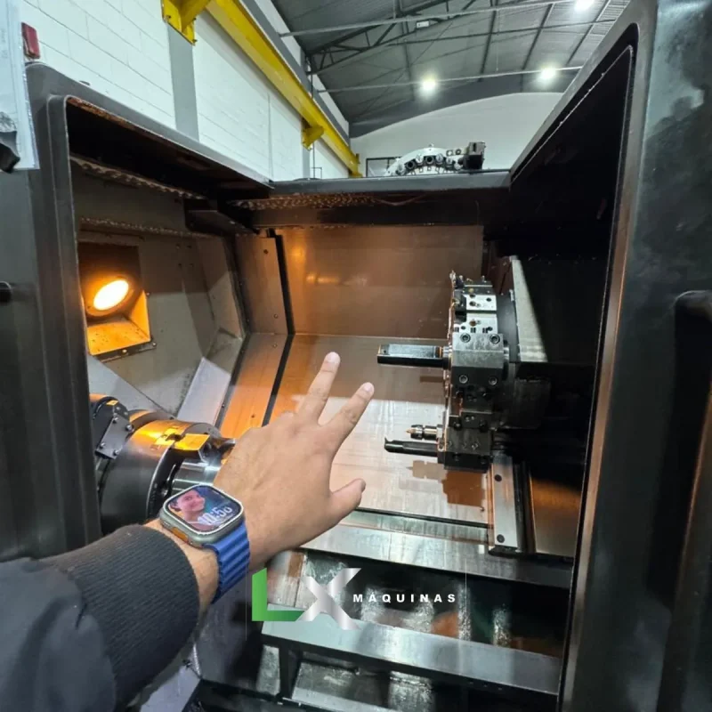 TORNO CNC HORIZONTAL DOOSAN PUMA 300L - FANUC - 2013 (5)