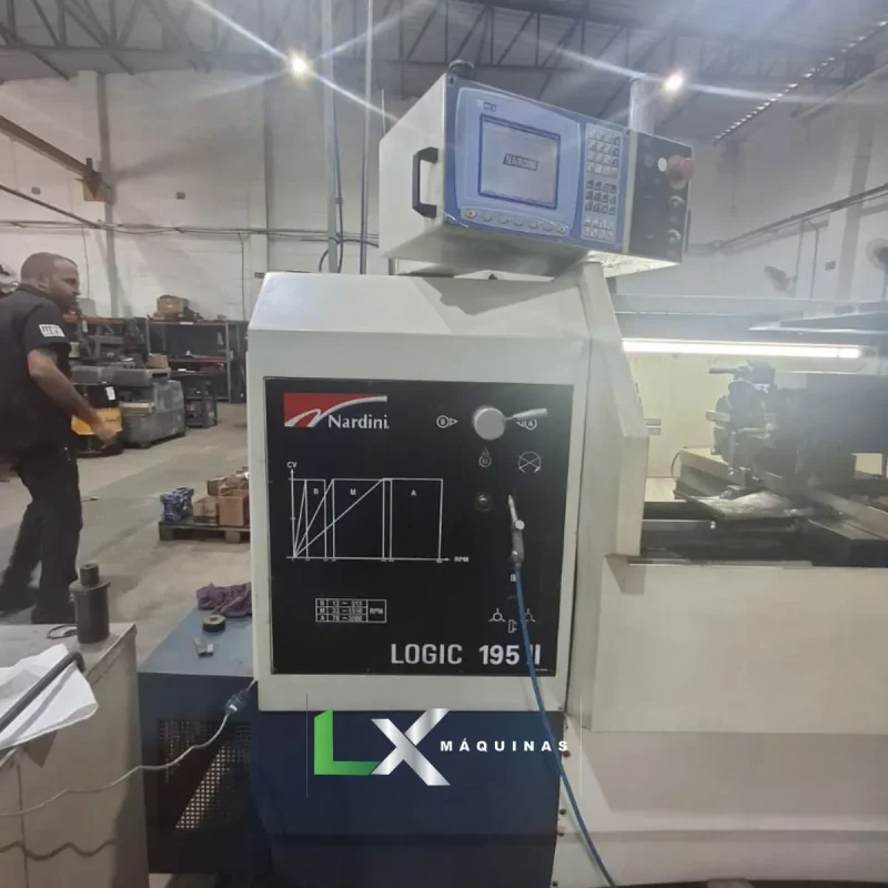 TORNO CNC NARDINI LOGIC 195 II - COMANDO MCS (6)_11zon