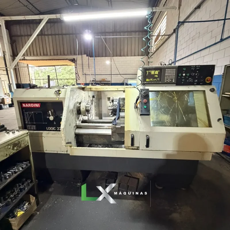 TORNO CNC NARDINI LOGIC 220 - 440 X 1000 MM - FANUC - 1996 (4)