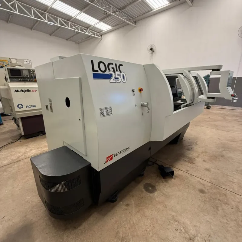 TORNO CNC NARDINI LOGIC 500 X 1000 MM - ANO 2008 COM TRANSPORTADOR DE CAVACOS (8)