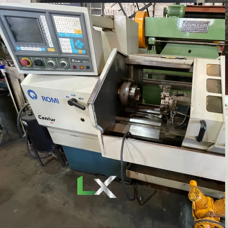 TORNO CNC ROMI 30S (2)