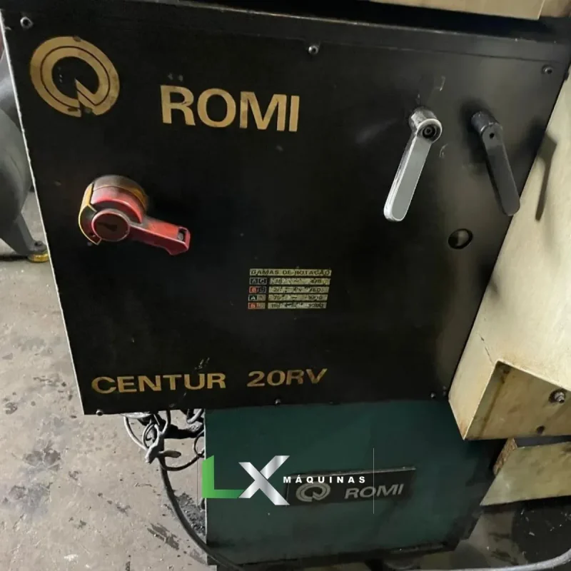 TORNO CNC ROMI CENTUR 20RV - MACH 8 - 300 X 500MM (3)