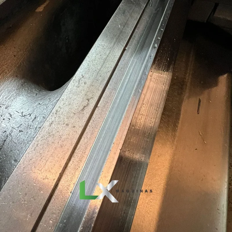 TORNO CNC ROMI CENTUR 30 D ANO 2007 - SIEMENS (11)_11zon