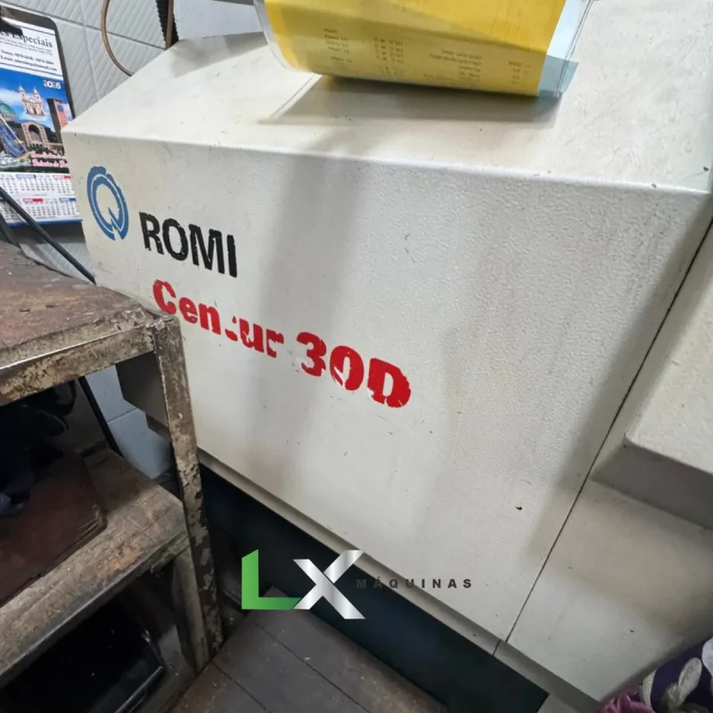 TORNO CNC ROMI CENTUR 30D - 430 X 1000 MM - MACH 9 - 2006 (5)