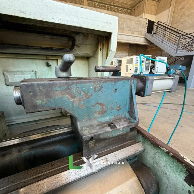 TORNO CNC ROMI CENTUR 30D COM TRANSPORTADOR DE CAVACOS – MACH 9 – 430 X 1000 MM (4)