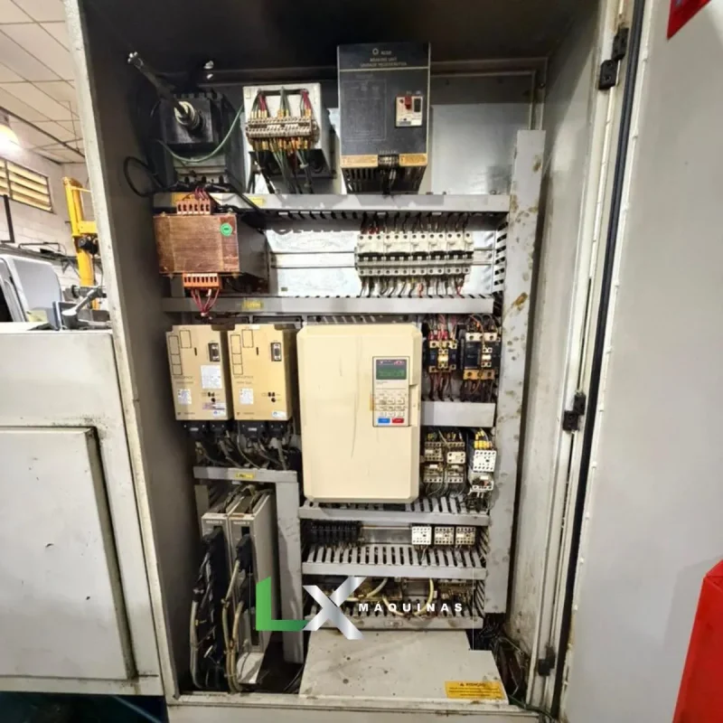 TORNO CNC ROMI CENTUR 30D COM TRASNPORTADOR DE CAVACOS – MACH 9 – 430 X 1000 MM (12)