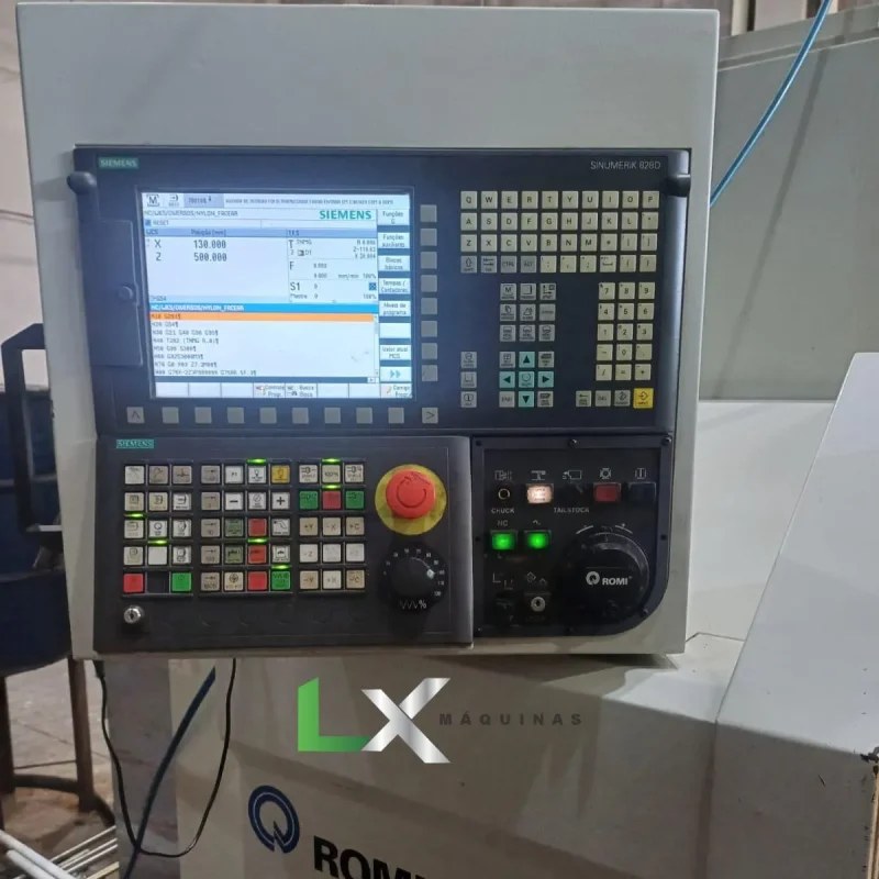TORNO CNC ROMI CENTUR 30D - HIDRÁULICO - SIEMENS - ANO 2013 (5)