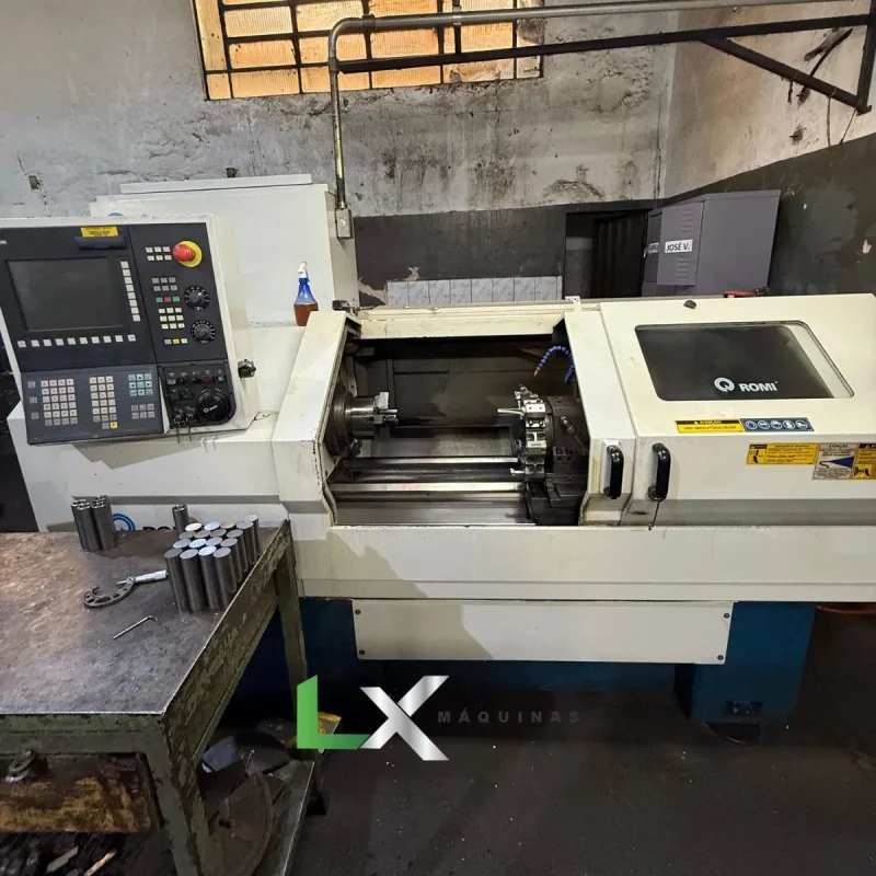 TORNO CNC ROMI CENTUR 30D HIDRÁULICO – SIEMENS – ANO 2008 (3)