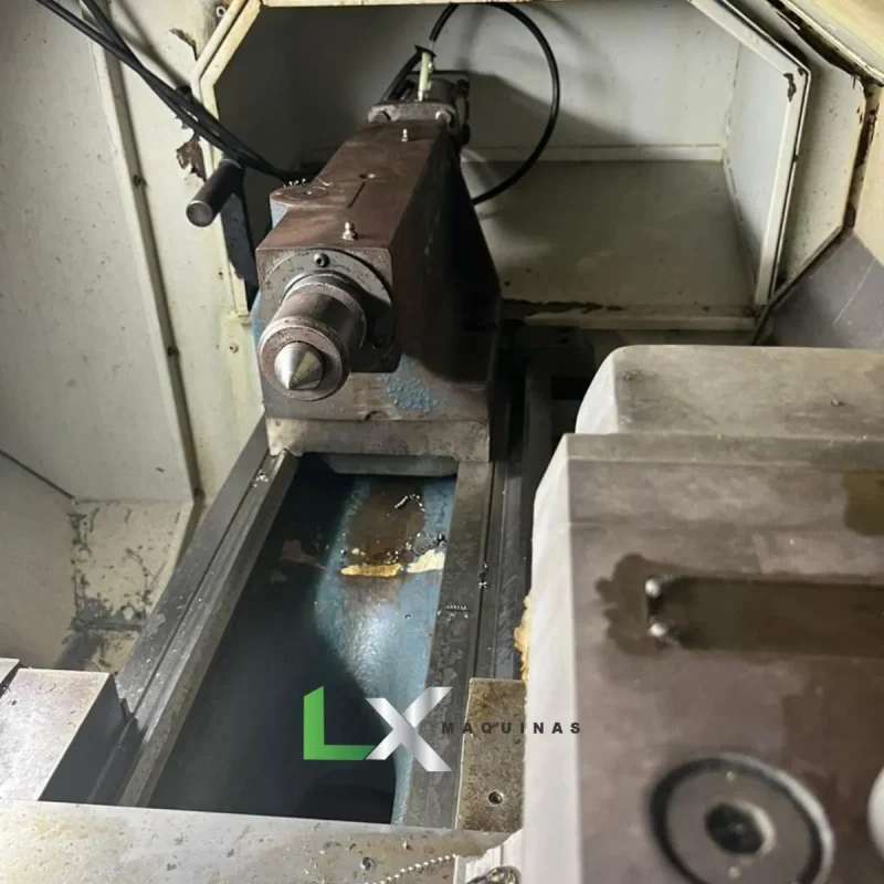 TORNO CNC ROMI CENTUR 30D SIEMENS - 2011 - 1900 HORAS (2)_11zon
