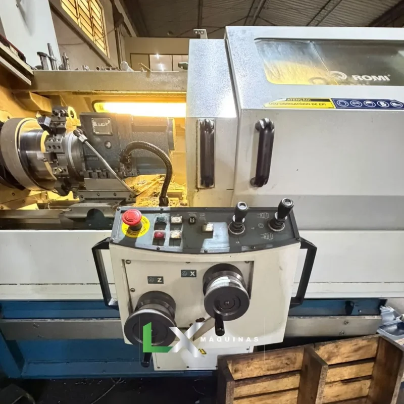 TORNO CNC ROMI CENTUR 30D - SIEMENS - 2012 (8)