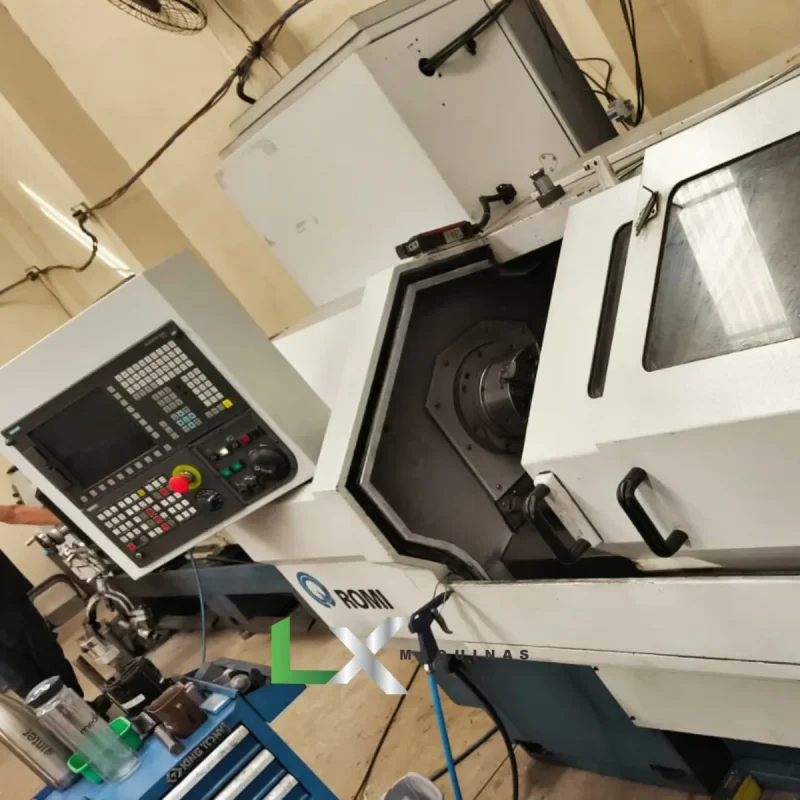 TORNO CNC ROMI CENTUR 30D - SIEMENS 828D - ANO 2021 (1)